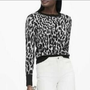 Banana Republic Leopard Print Wool Alpaca Crewneck Long Sleeve Sweater Size M